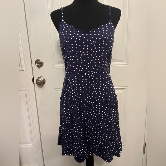 Market & Spruce Women's Beatriz Scallop Detail Sleeveless Dress Size Large - Picture 2 of 6